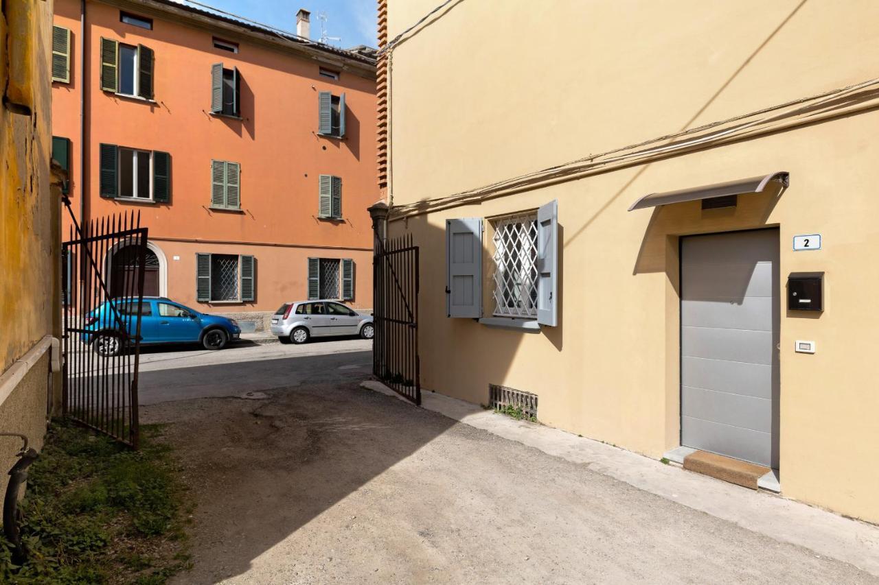 Modern Studio In Borgo Panigale By Wonderful Italy Болонья Экстерьер фото